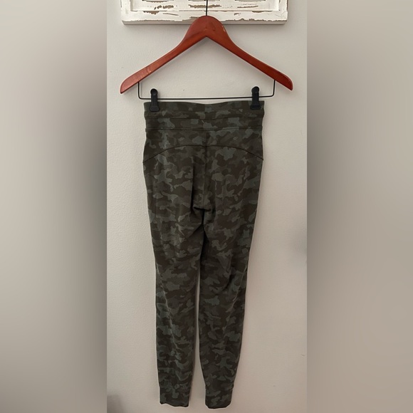 Lululemon Ready To Rulu Joggers 29” In Heritage Camo Dark Olive Green Size 2 - Picture 6 of 16